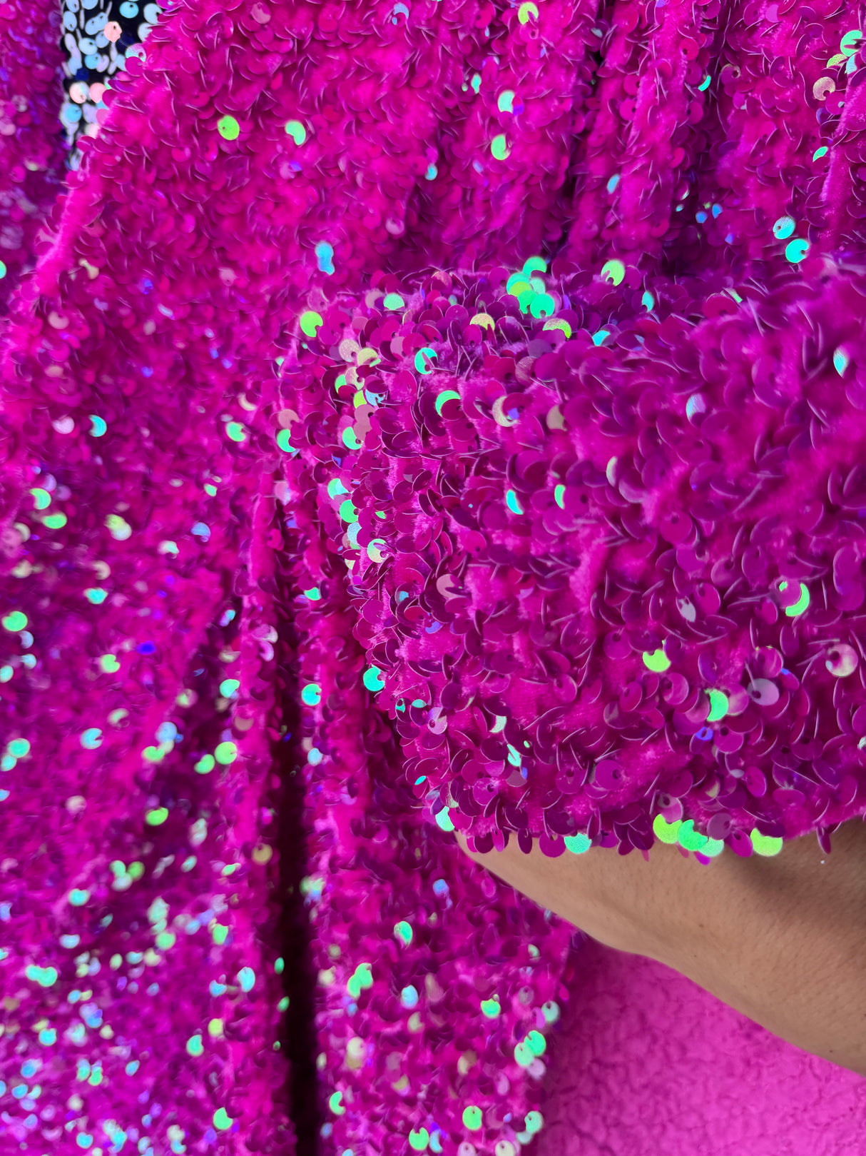Stretch Sequin on Velvet Fuchsia Iridescent