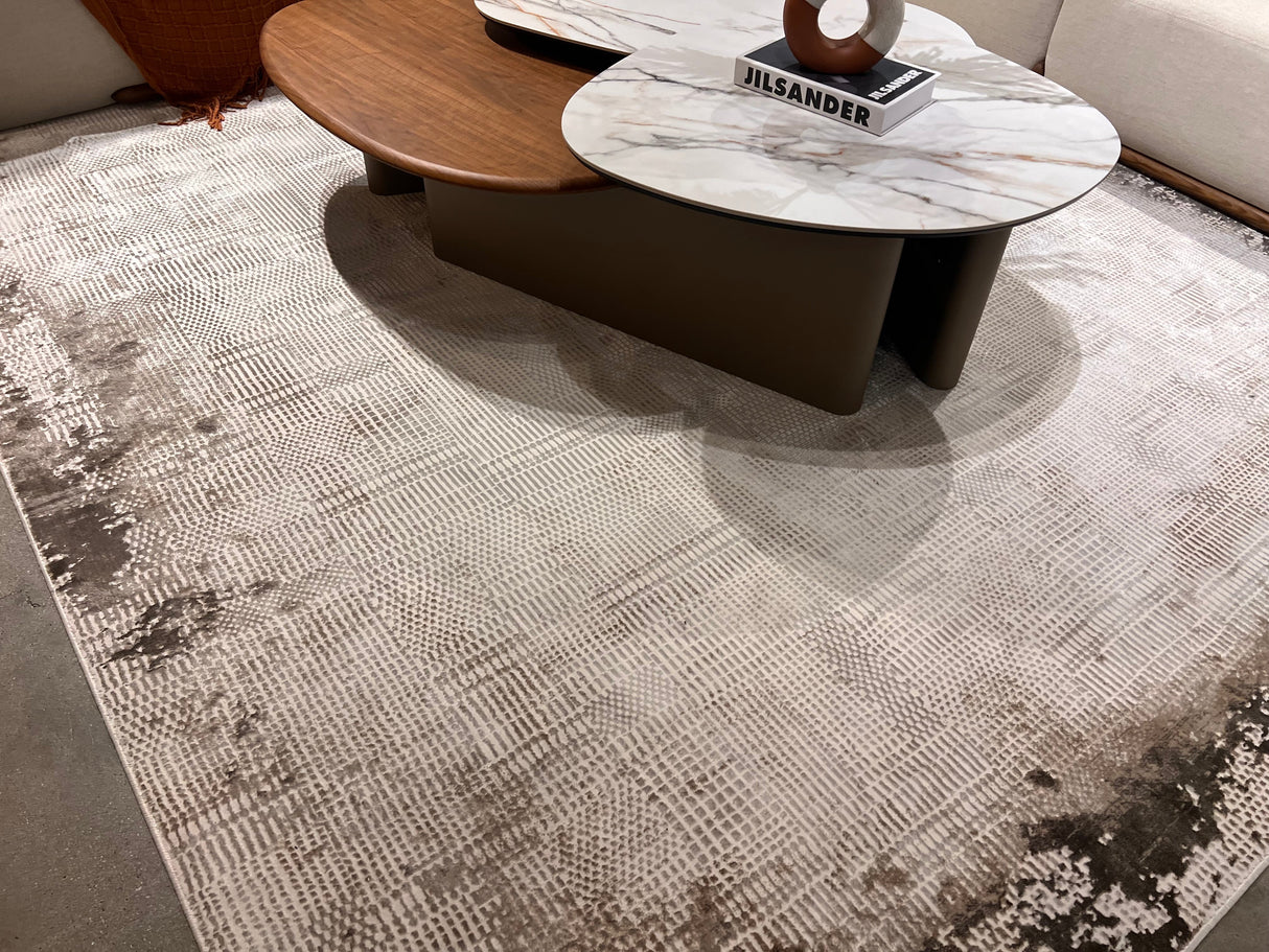 Jade 50 Brown/Cream Area Rug - Brown/Cream, 100% Polyester/Shiny Viscose, Machine Loom, Made In Turkey (9' 8" X 13')