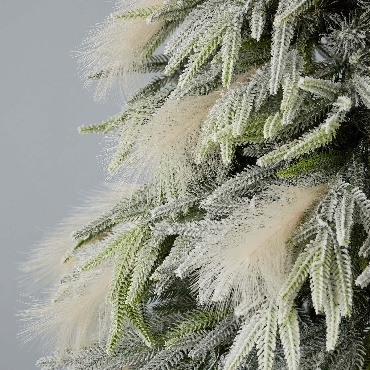 7.5' Pine and Pampas Artificial Christmas Tree with 550 Warm White LED Lights