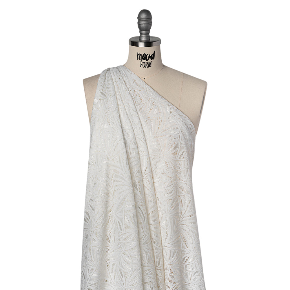 Stretch Raschel Lace with Finished Edges - Ivory Flying Fans