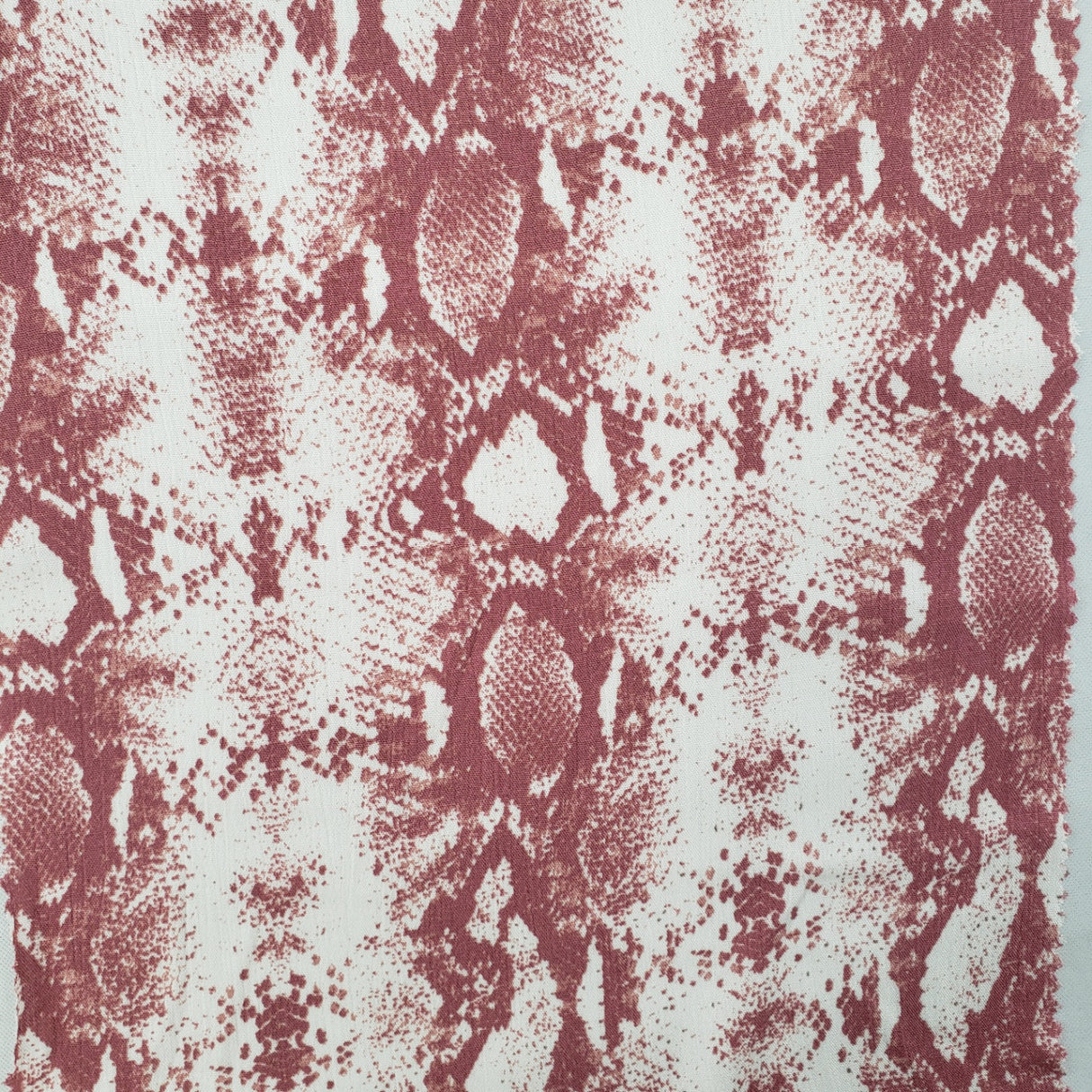 1 Yard Rayon Crinkle Dusty Rose Width 50/52" Apparel Fabric