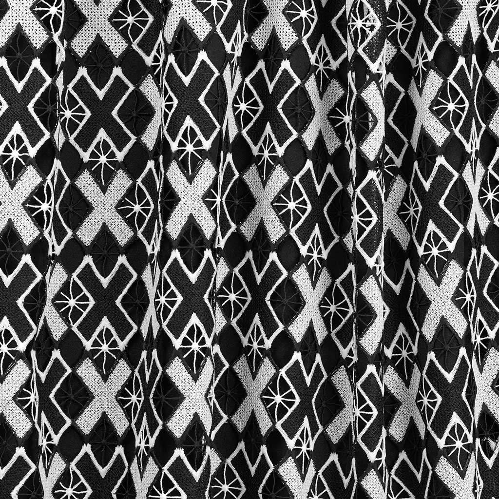 Mechanical Lace Black White