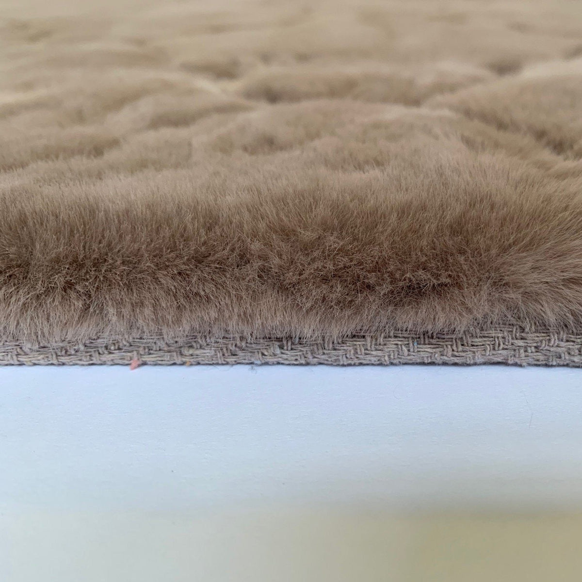 Soft Cozy Fuzzy Faux Fur Brown Clover Pattern Carpet/Rug for Modern Home Décor