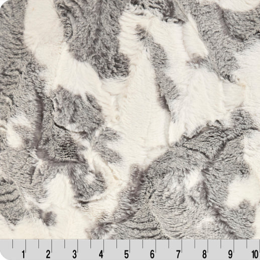 Polyester Cuddle Fabric Graphite Luxe Cuddle Baby Calf 58/60