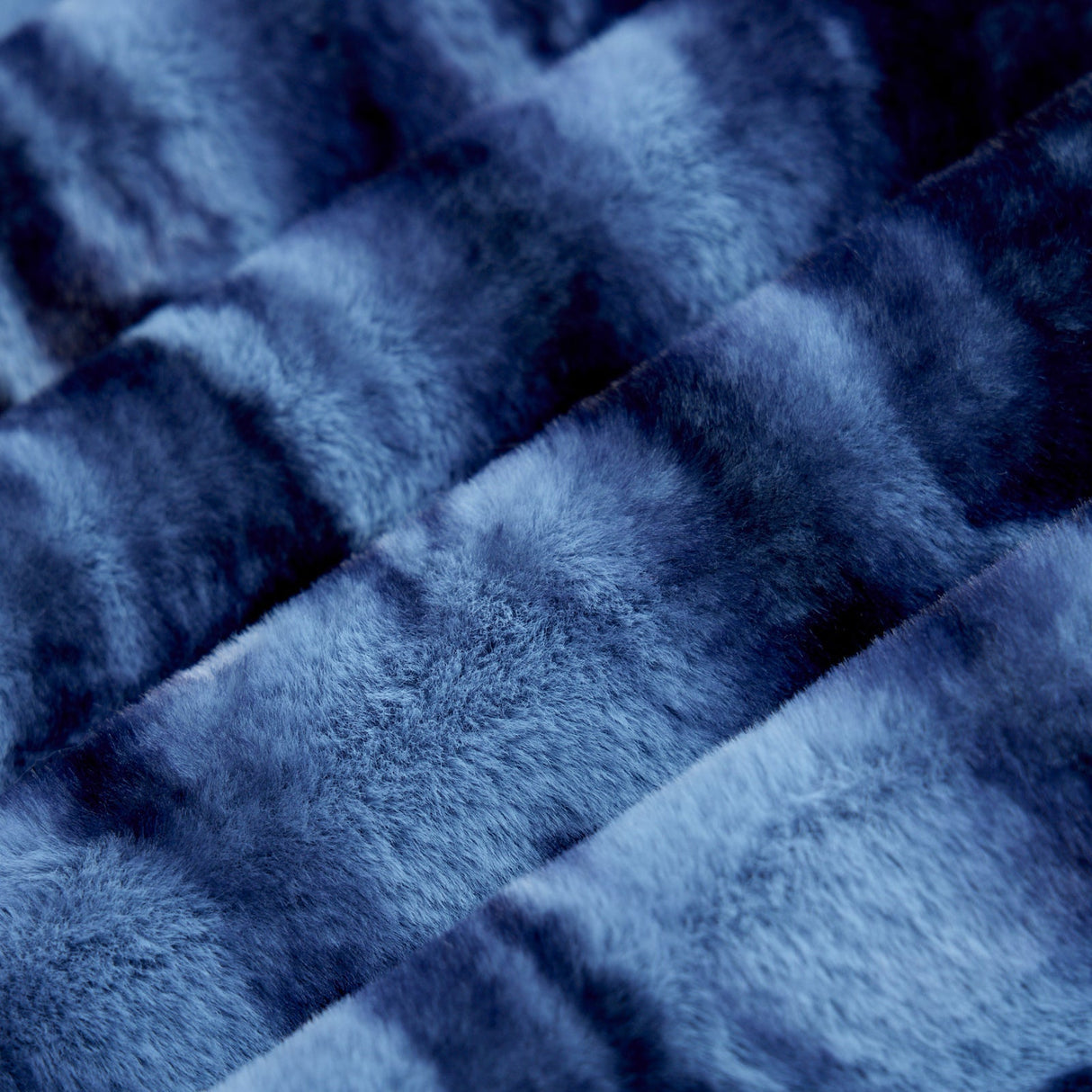 Luxe Cuddle Nube Jeans Fabric 58/60"