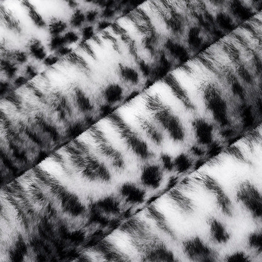 Luxe Cuddle Savanna Snow/Black Fabric 58/60" per Yard