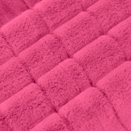 Luxe Cuddle Sydney Fuchsia Fabric 58-60"