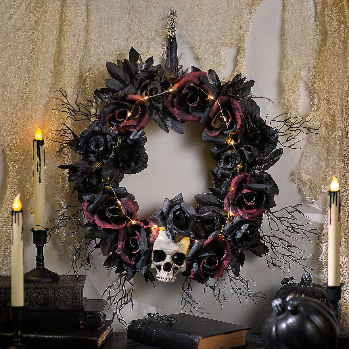 Light-Up Dead Roses & Skull Halloween Wreath – 23 1/2"