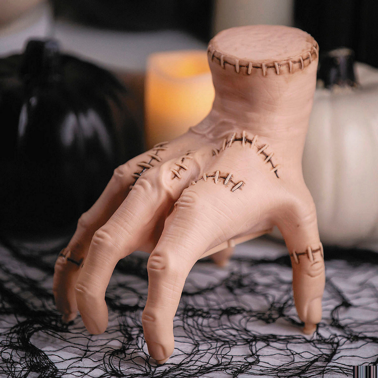 Animated Crawling Severed Hand Decoration for Halloween Parties and Haunted House Displays