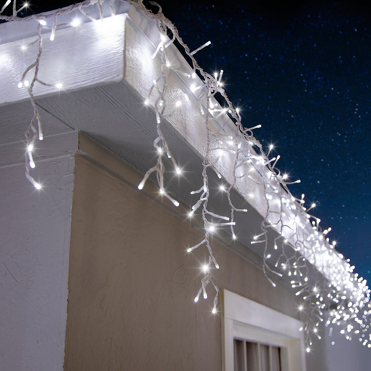 LED Icicle String Lights for Christmas Outdoor Decoration and Holiday Celebrations