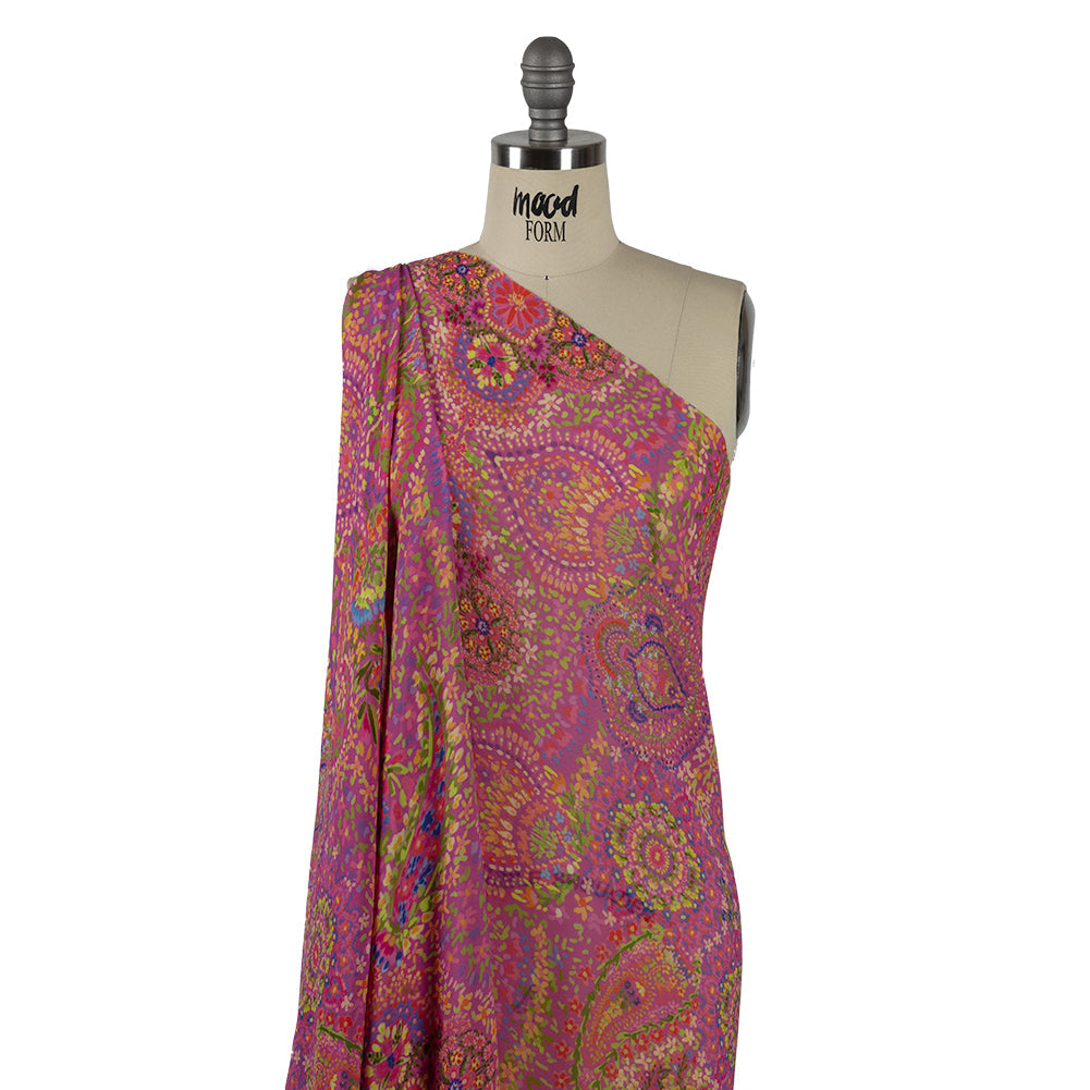Viscose Georgette - Pink Paisley - Amsterdam Market Print - Mood Exclusive Gisele Collection