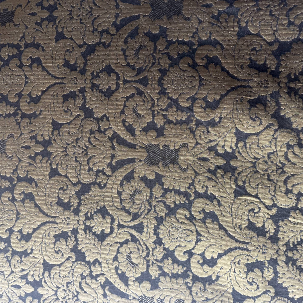 Mondavi Silk Fabric - Traditional Two-Toned Damask, 55" Width (1 Yard)