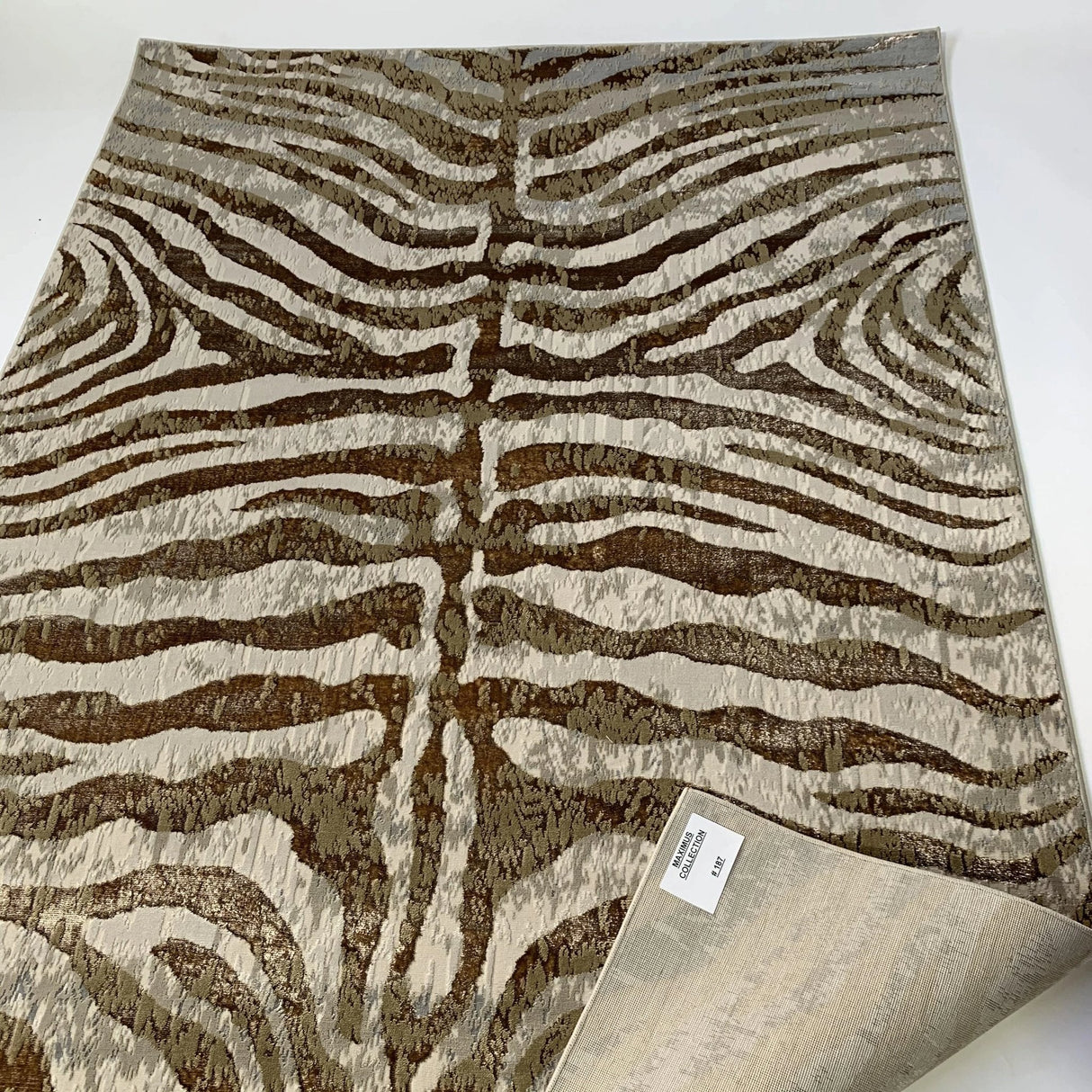 Maximus 187 Polyester Viscose Blend Fabric - Safari Zebra Animal Print, Color-Changing Flat Weave, 7'6" X 10'3" (1 Rug)