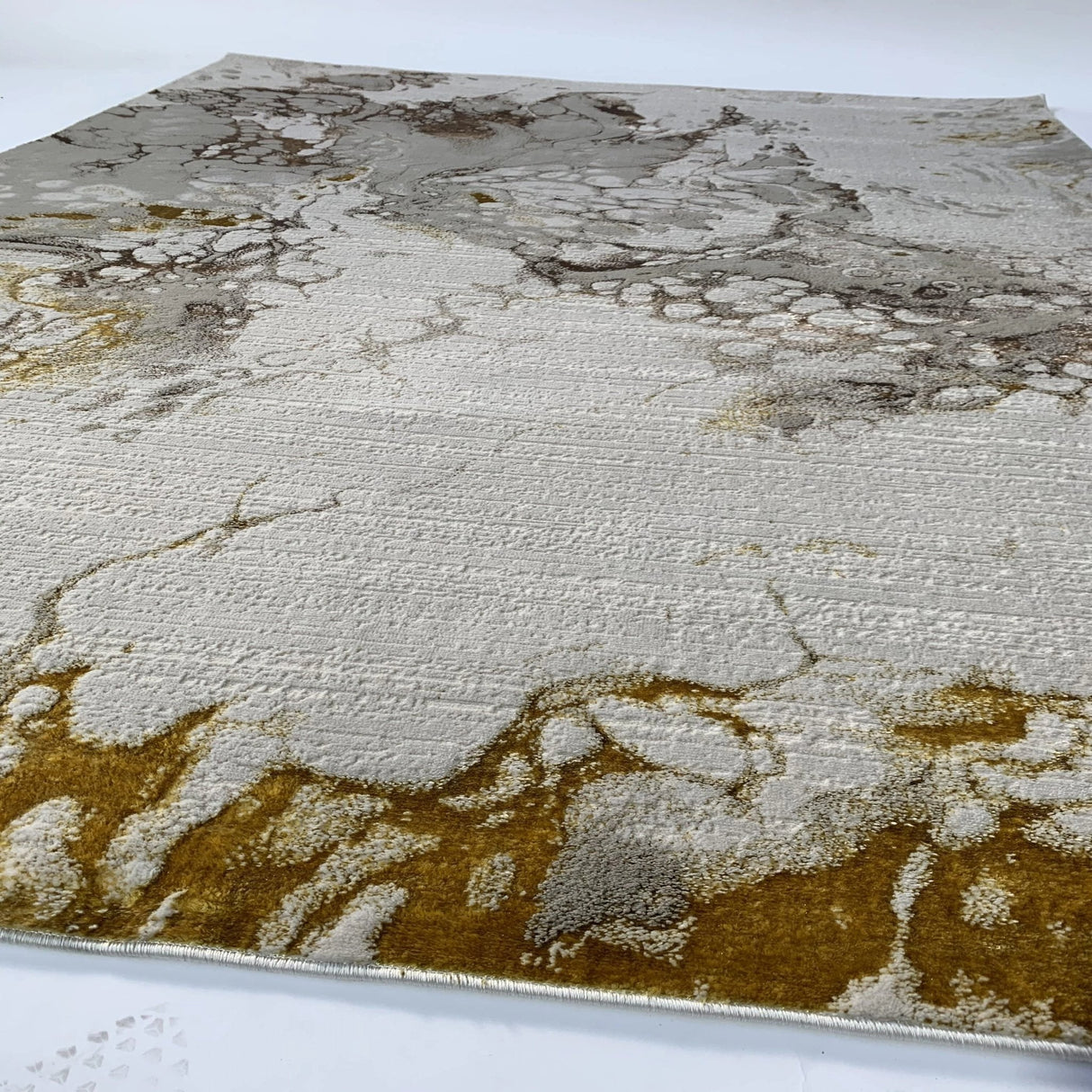 Maximus 188 Polyester Viscose Fabric - Abstract Color-Changing Flat Weave, Golden, 7'6" X 10'3", 5'3" X 7'5" (1 Rug)