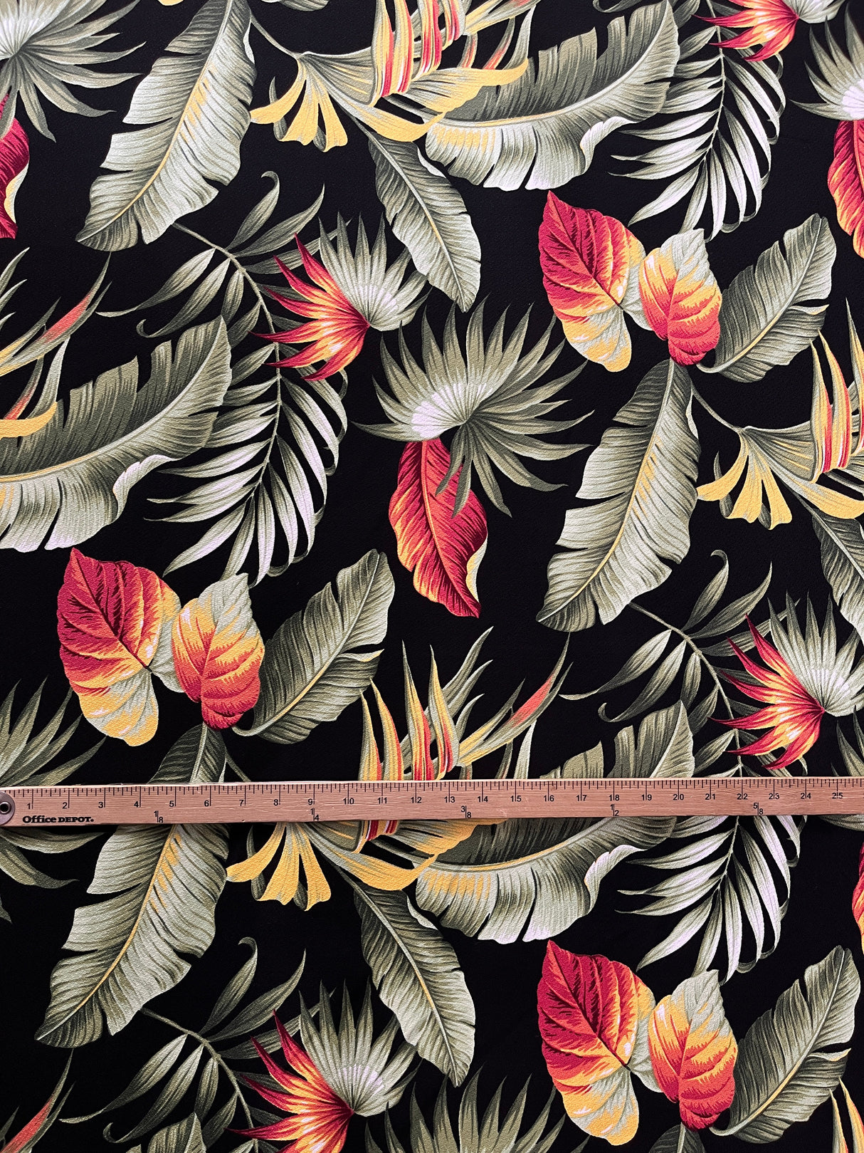 Multicolor Palm Leaves Cotton Fabric - Multicolor Palm Leaves, 56"-58" Width (1 Yard)
