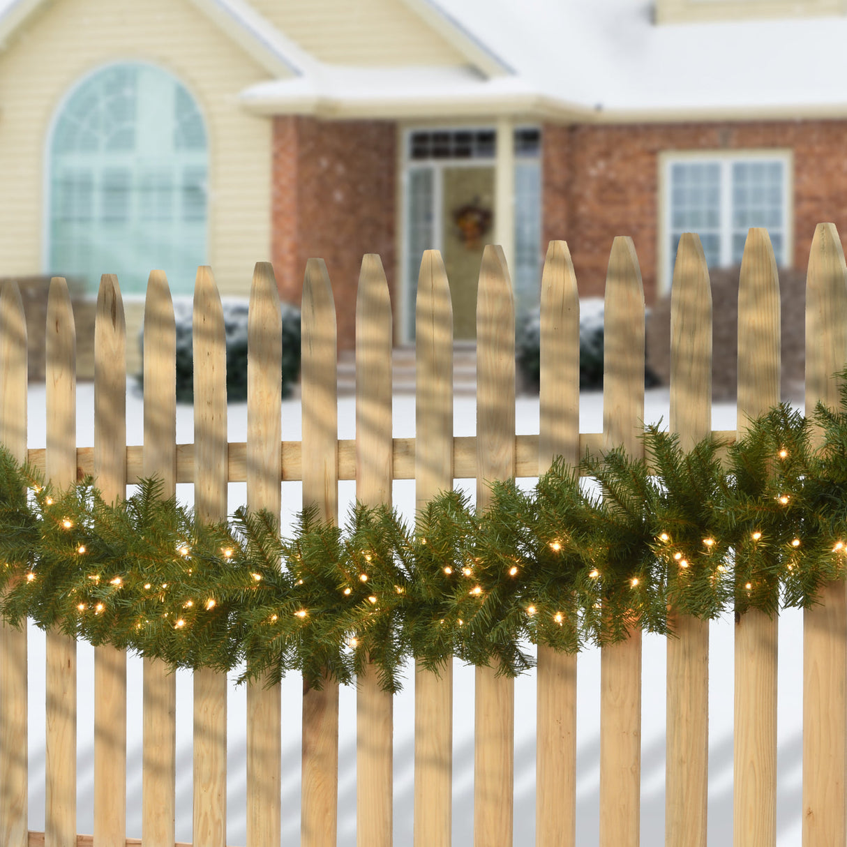 9FT Pre-Lit Norwood Fir Garland with Clear Lights
