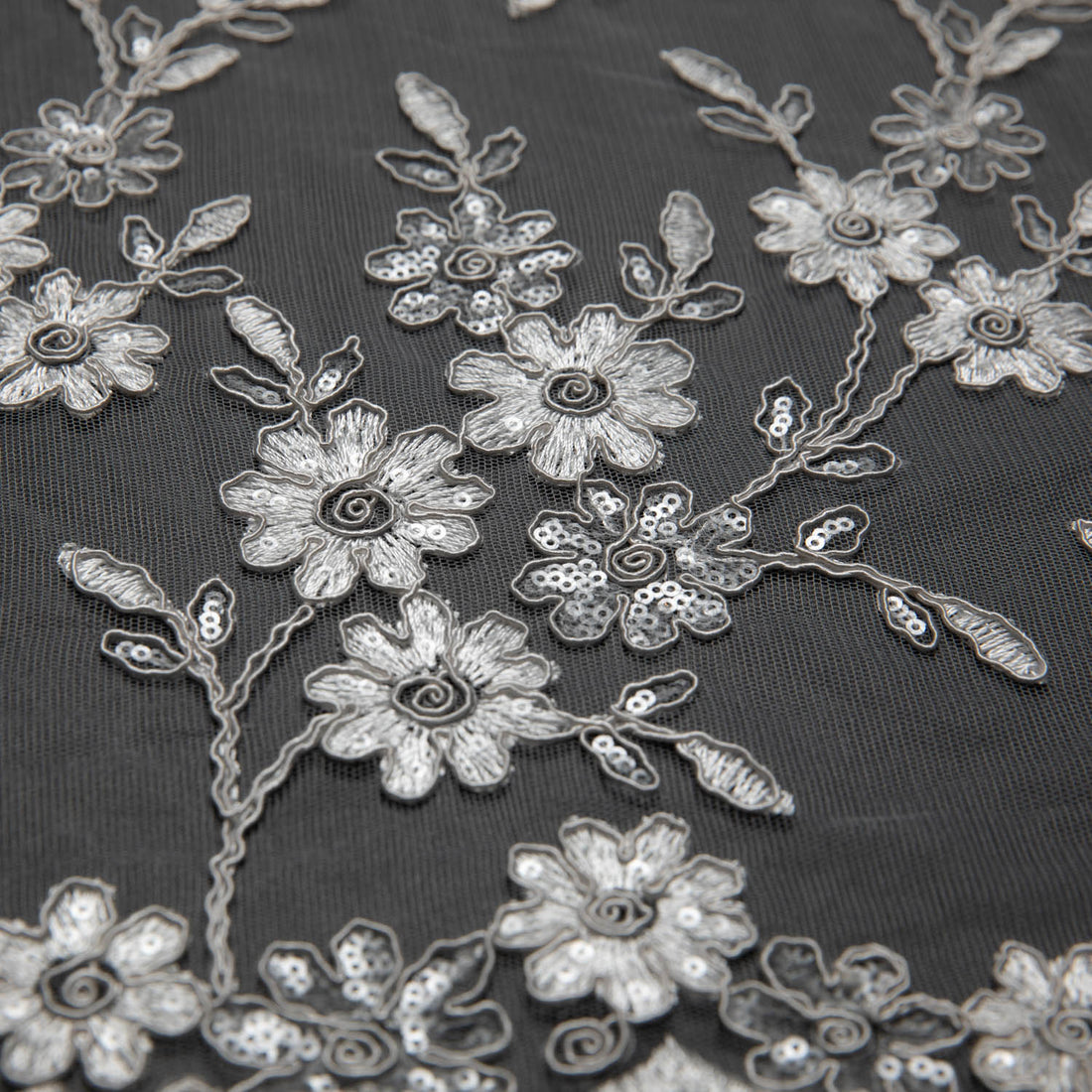 1 Yard Beautiful 3D Floral Applique Embroidered Tulle Lace Fabric 52" Wide Premium Fabric