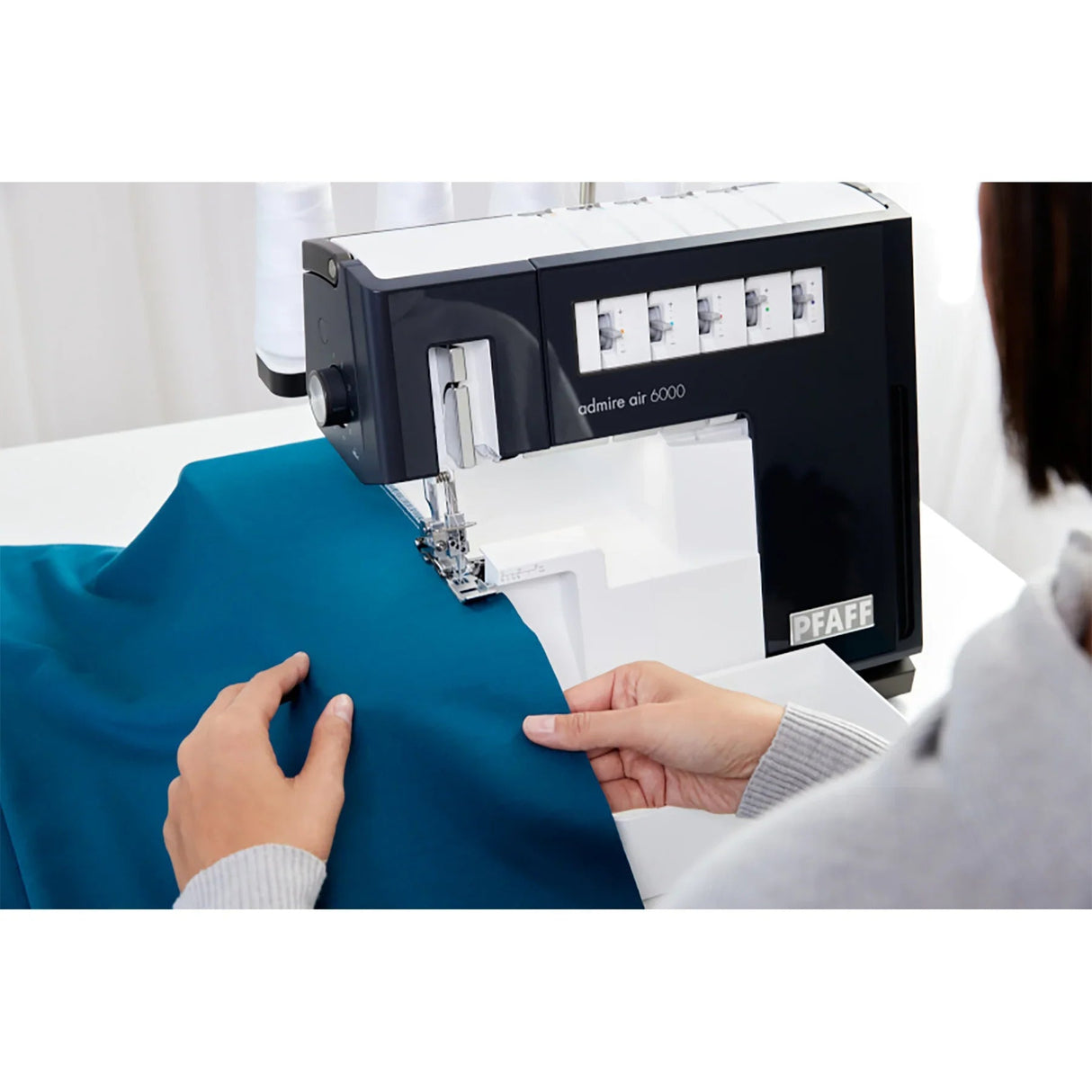 PFAFF Admire Air 6000 Coverlock Machine