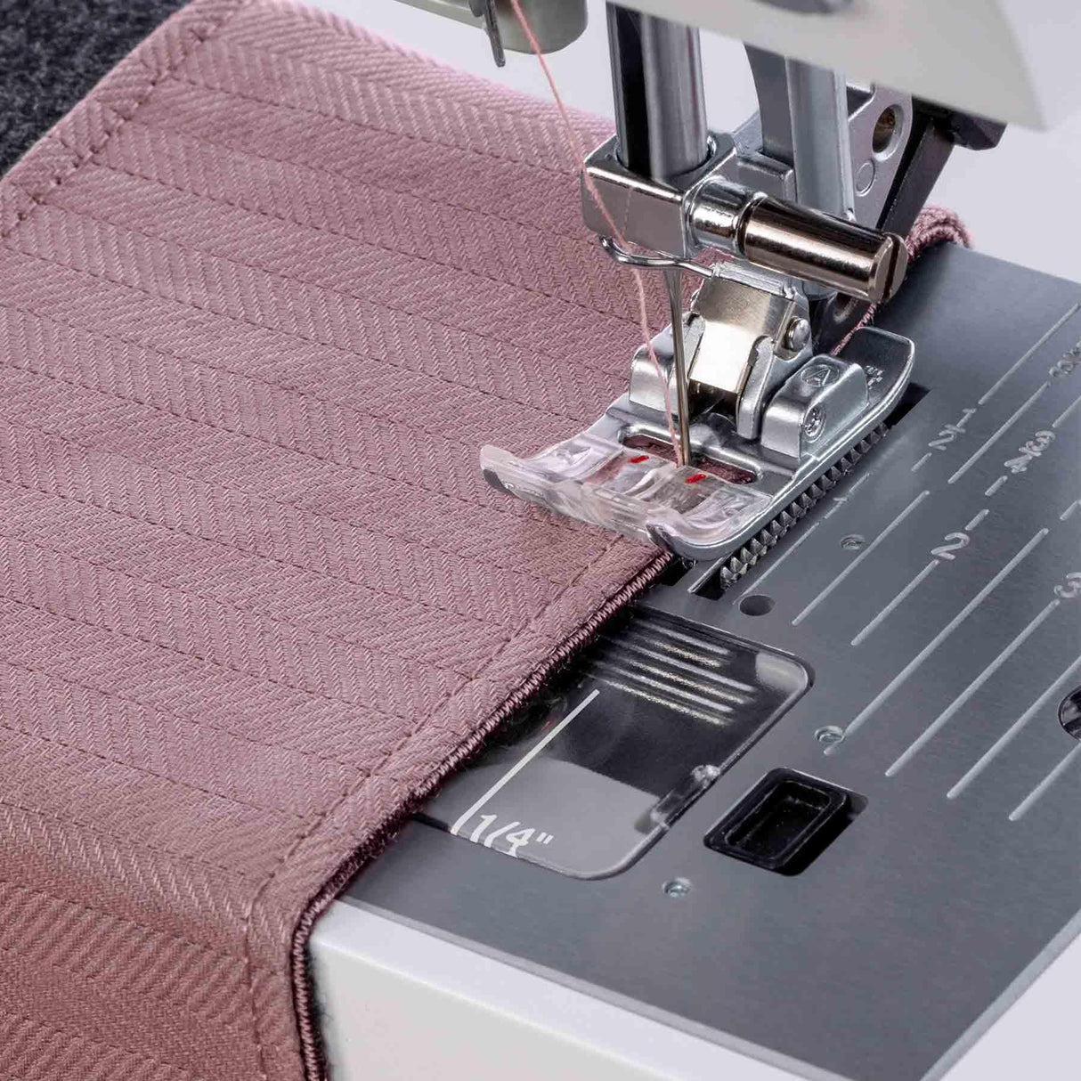 PFAFF Ambition 635 Sewing Machine
