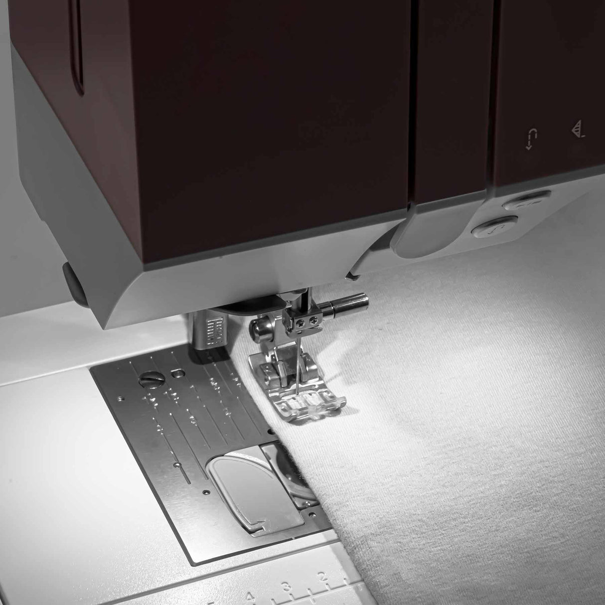 PFAFF Ambition 635 Sewing Machine