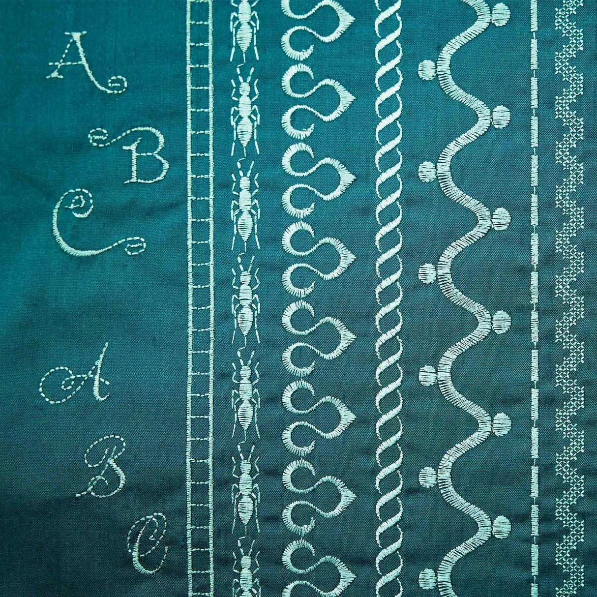 PFAFF Quilt Expression 725 Sewing Machine