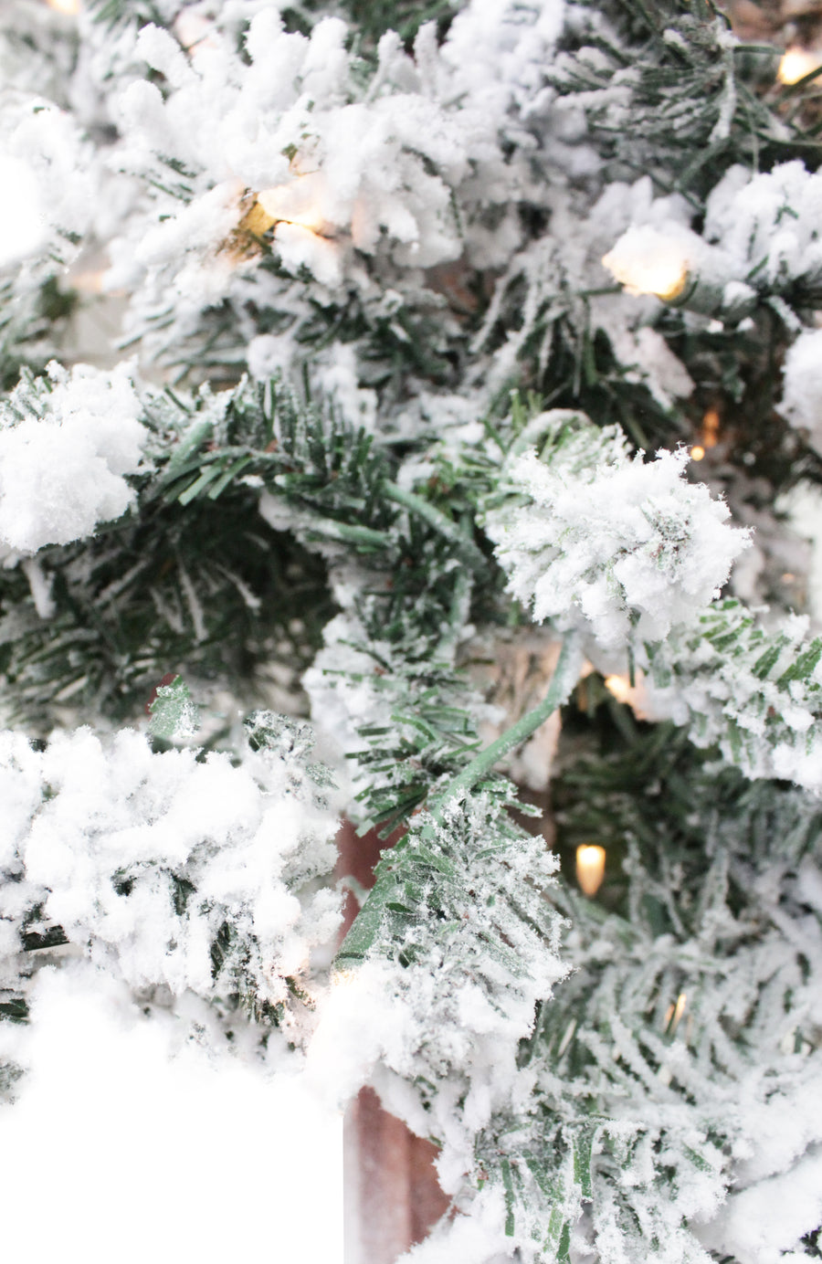 6' Prelit Snow Flocked Natural Alpine Tree