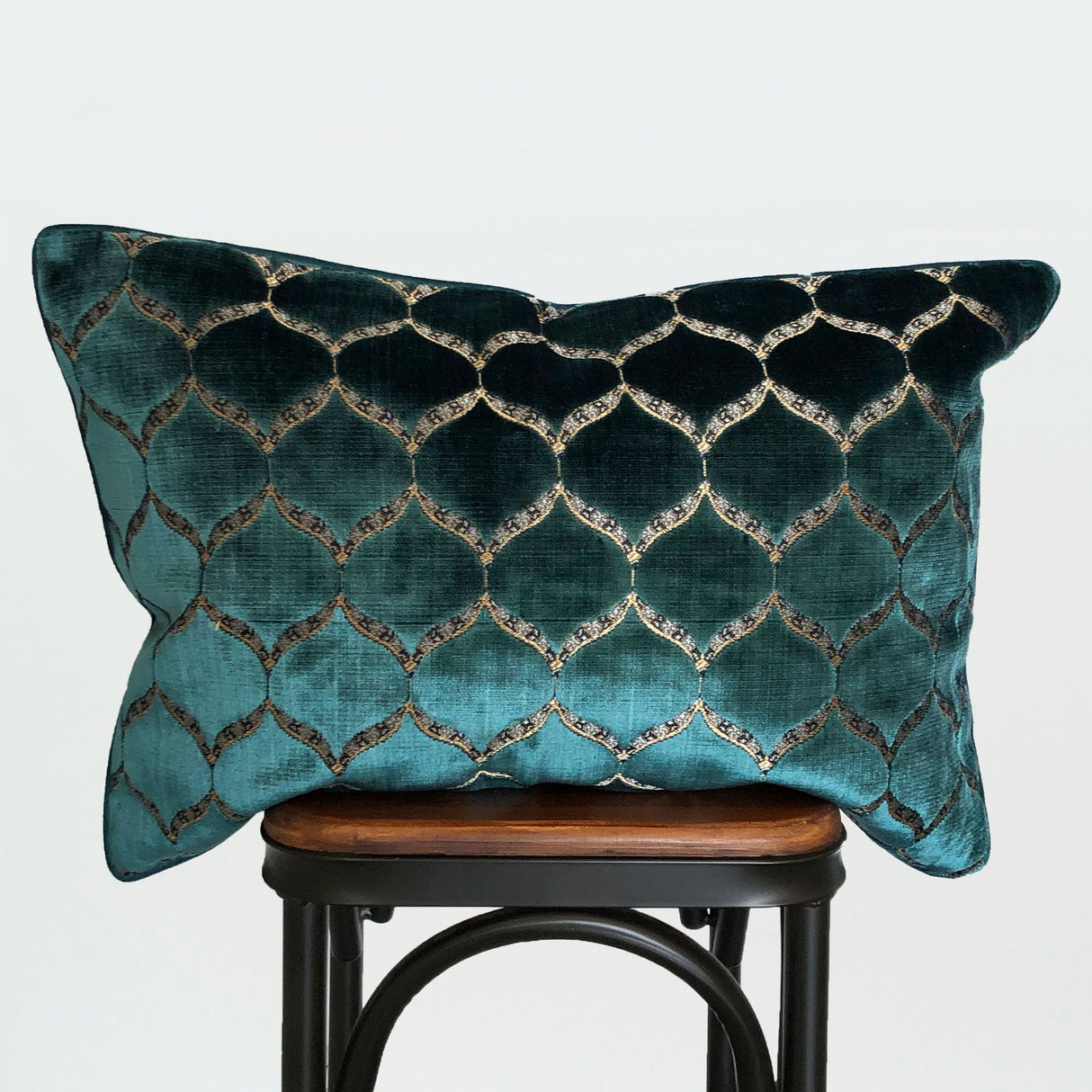 Eliza Decorative Throw Pillows Cut Velvet Fabric - Moorish Medallion Pattern, 18X26" Size (1 Set)