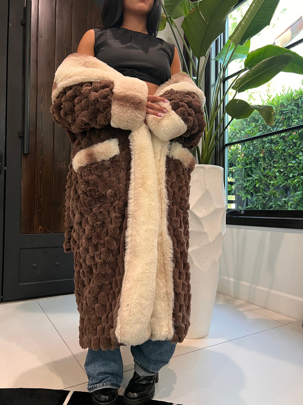 Rexa Robe 4 Faux Fur Fabric - Chocolate Brown, Tone-On-Tone Champaign Cozy Interior, Long Sleeve, Long Length (1 Robe)