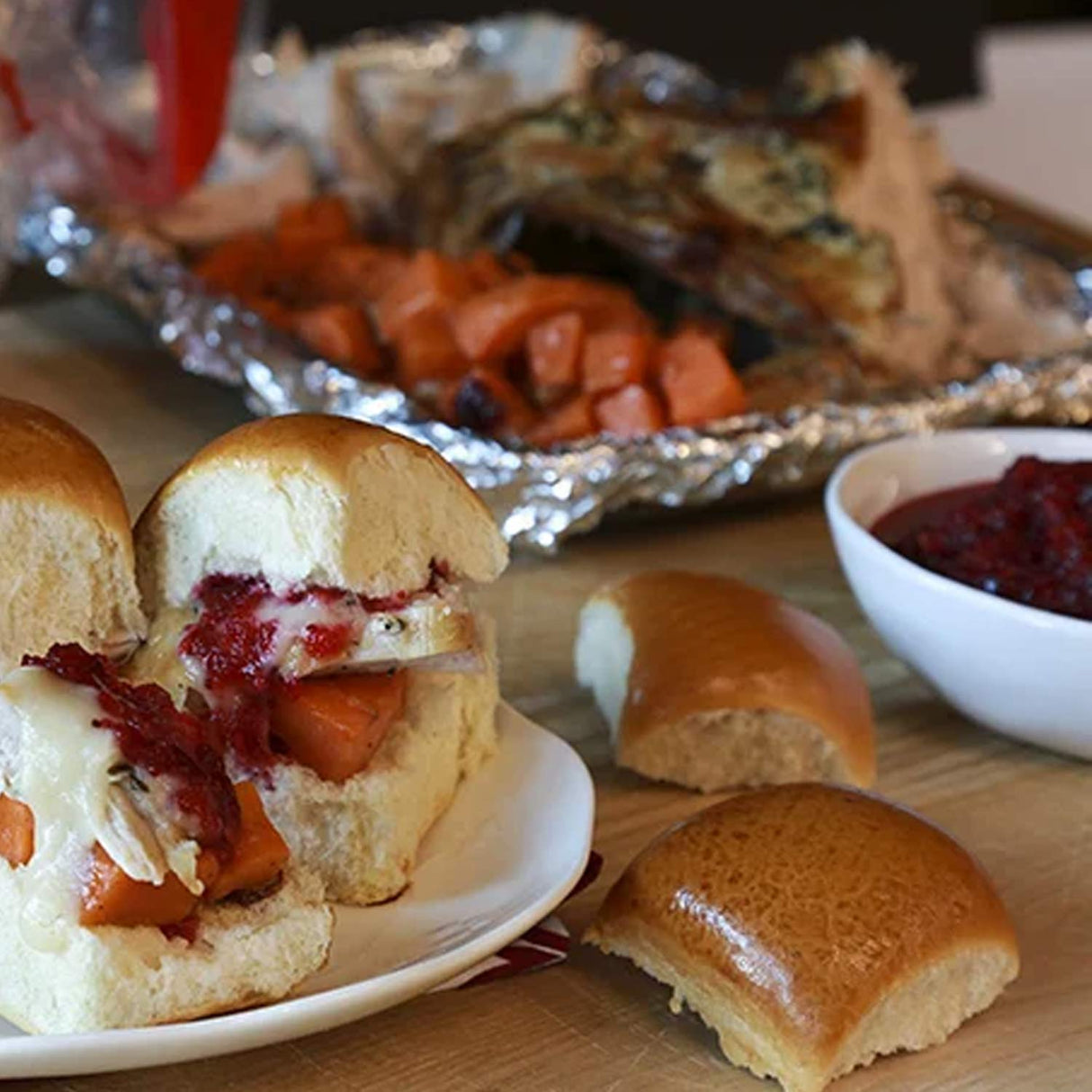 Trader Joe's Sweet Pull-Apart Aloha Rolls 12 oz