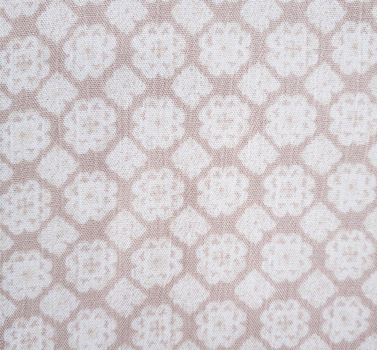 1 Yard Rayon Crinkle Nude Pink Woven Fabric, 50/52″ Wide 100% Rayon