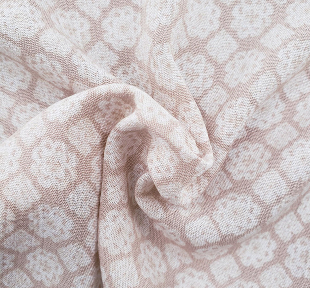 1 Yard Rayon Crinkle Nude Pink Woven Fabric, 50/52″ Wide 100% Rayon