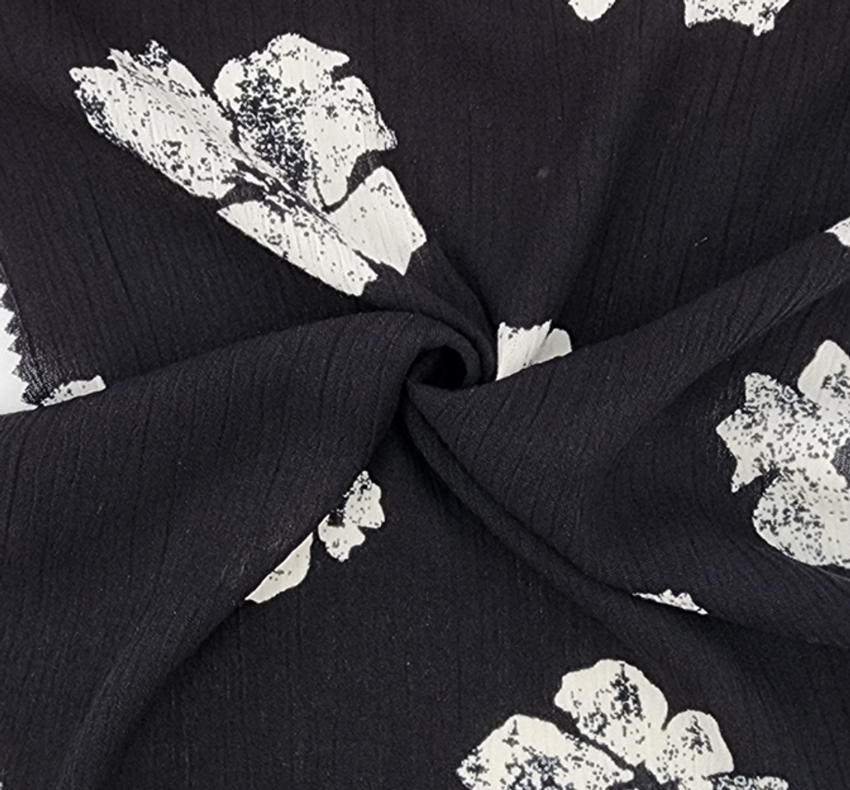 1 Yard Rayon Crinkle Black or Off White Woven Fabric Lightweight 50/52″ Wide 100% Rayon