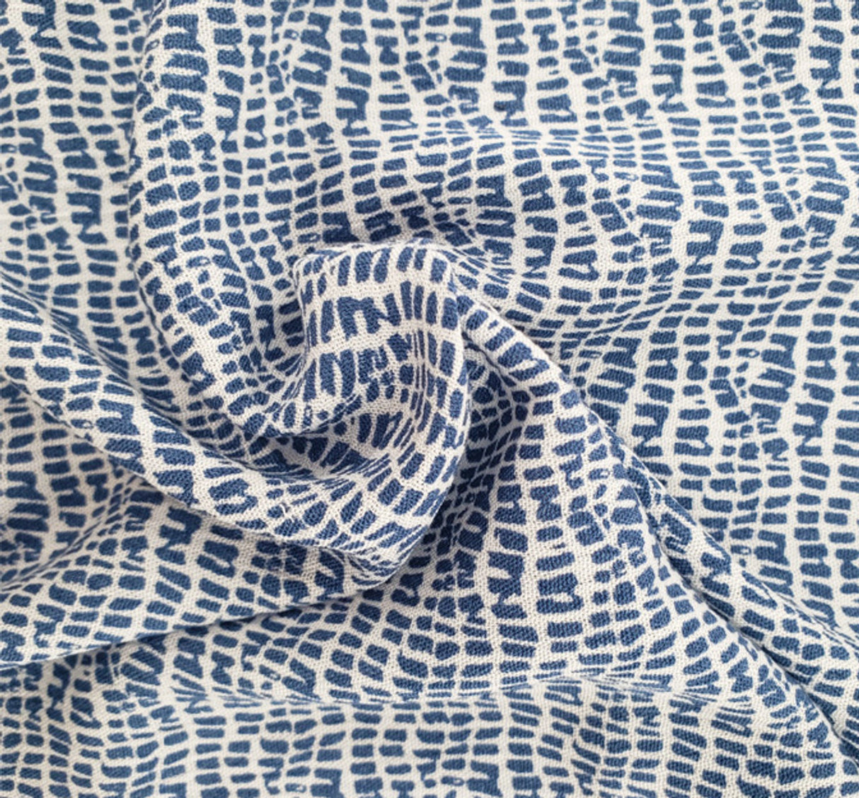 1 Yard 100 Percent Rayon Crinkle Woven Fabric Denim Color 50/52 Inch Wide