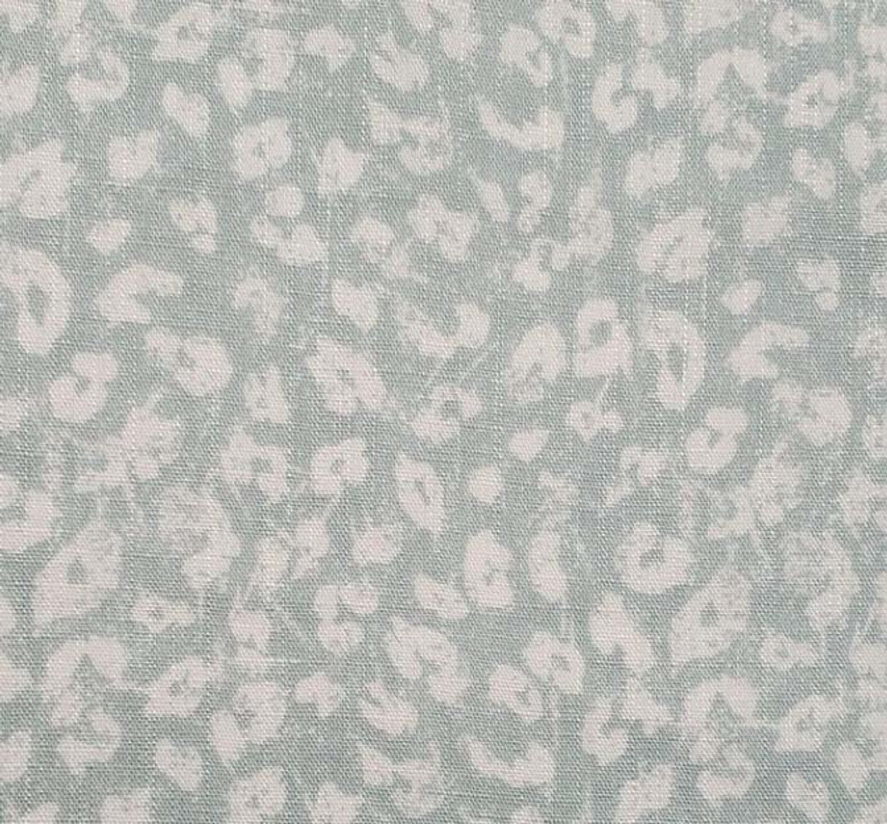 1 Yard Lightweight Rayon Slub Fabric Sky Gray For Stylish Clothing 55/56 Inches Width
