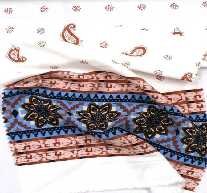 1D647 Rayon Poplin Fabric - Off White/Blue Print, 54/55" Width (1 Yard)