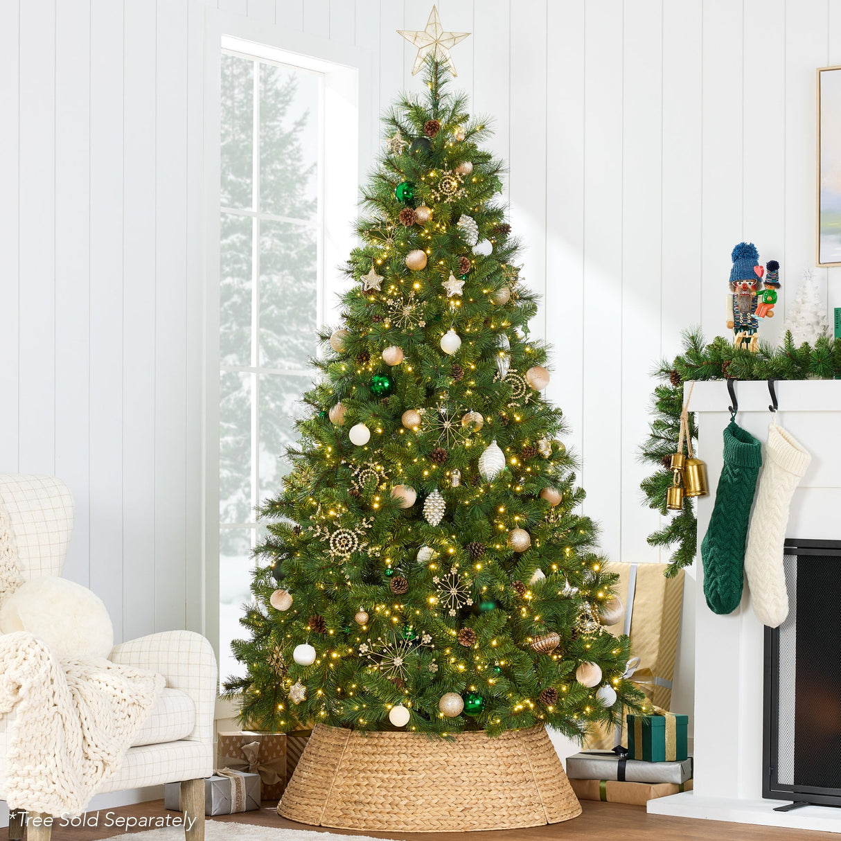 36-Inch Woven Hyacinth Christmas Tree Collar