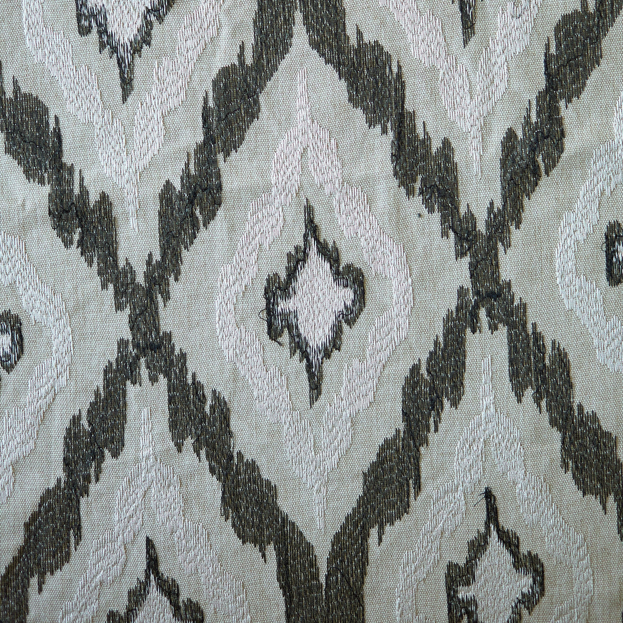 1 Yard Salvo Embroidery fabric