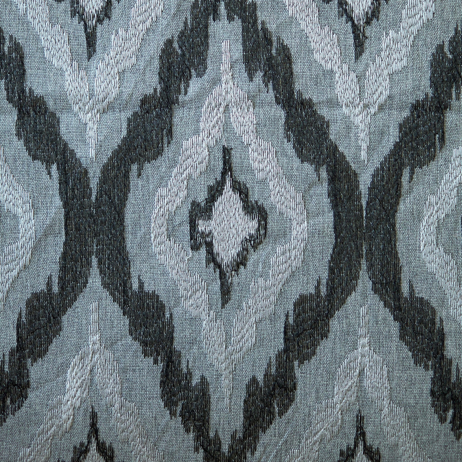 1 Yard Salvo Embroidery fabric