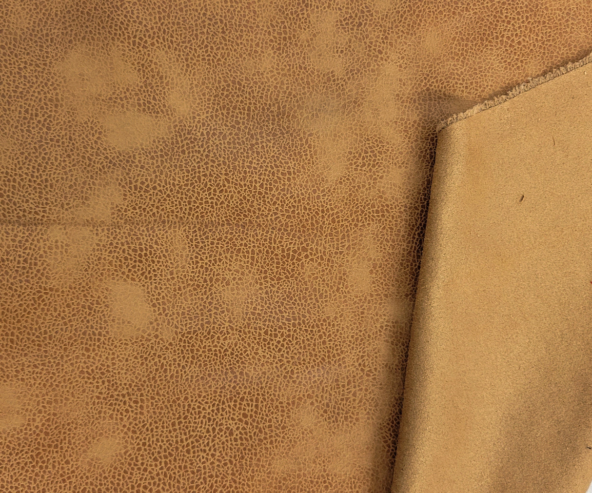 Vegan Soft Leather Saddle Stretch