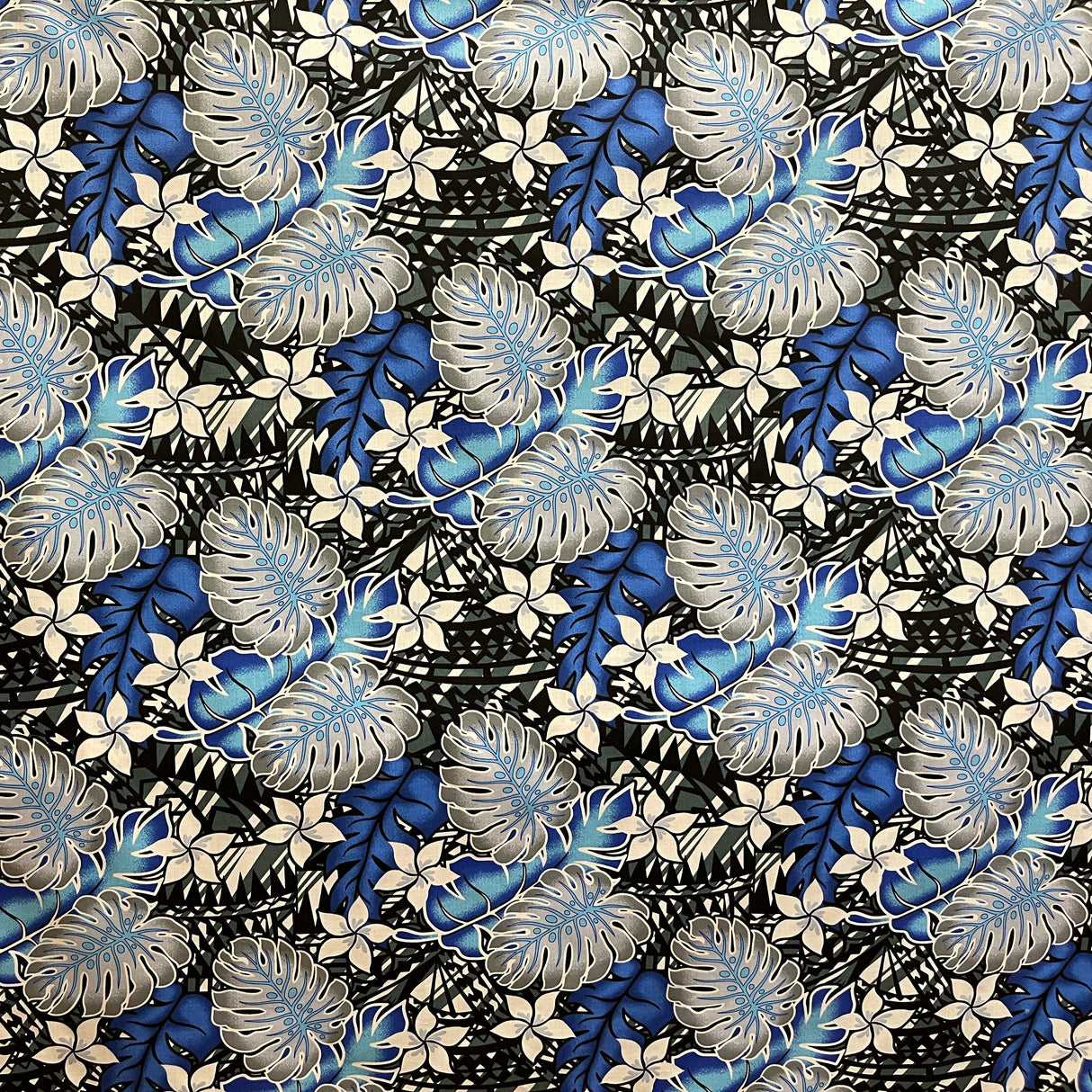 Tiare Split Leaf Monstera Poly-Cotton Fabric - Tropical Monstera And Tiare Print, 36" X 45" (1 Yard)