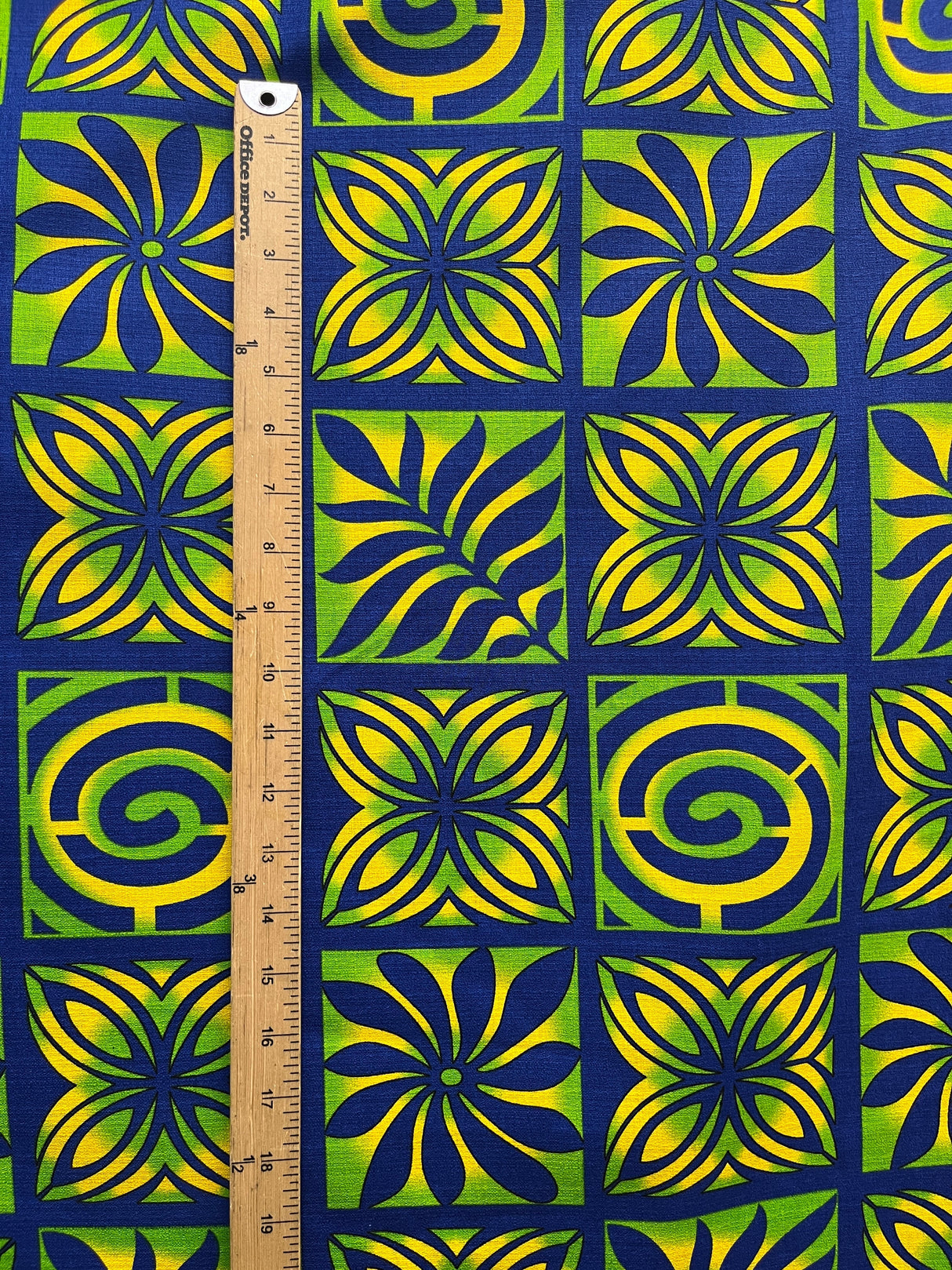 Traditional Polynesian Tapa Checkered Design Cotton Light Barkcloth Fabric - Fuchsia & Black, Rust & Cream, Navy & Gold, Blue & Yellow, Green & Blue, 45" Width (1 Yard)