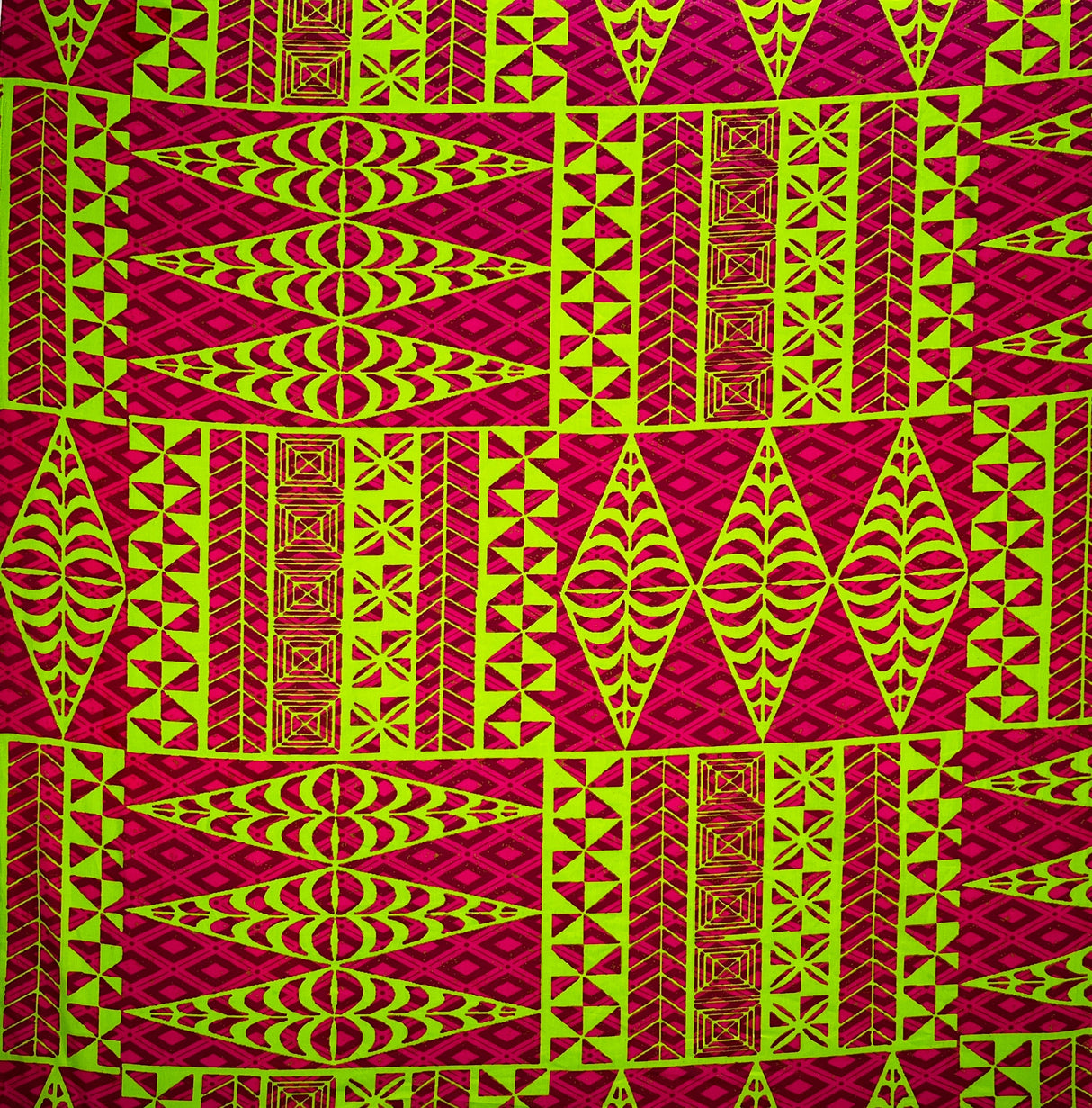 Traditional Tongan Geometric Design Cotton Fabric - Geometric Pattern, Assorted Colors, 30" X 45" (1 Yard)