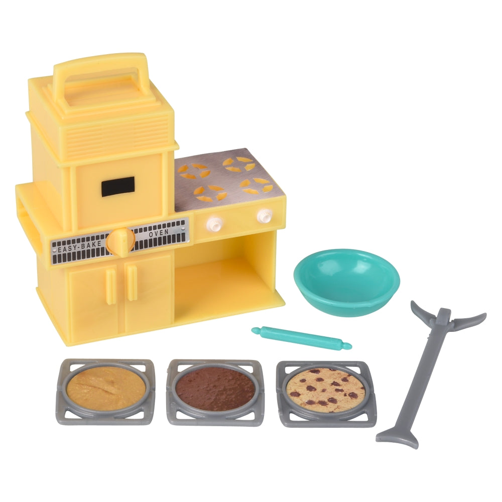 World's Smallest Easy-Bake Oven