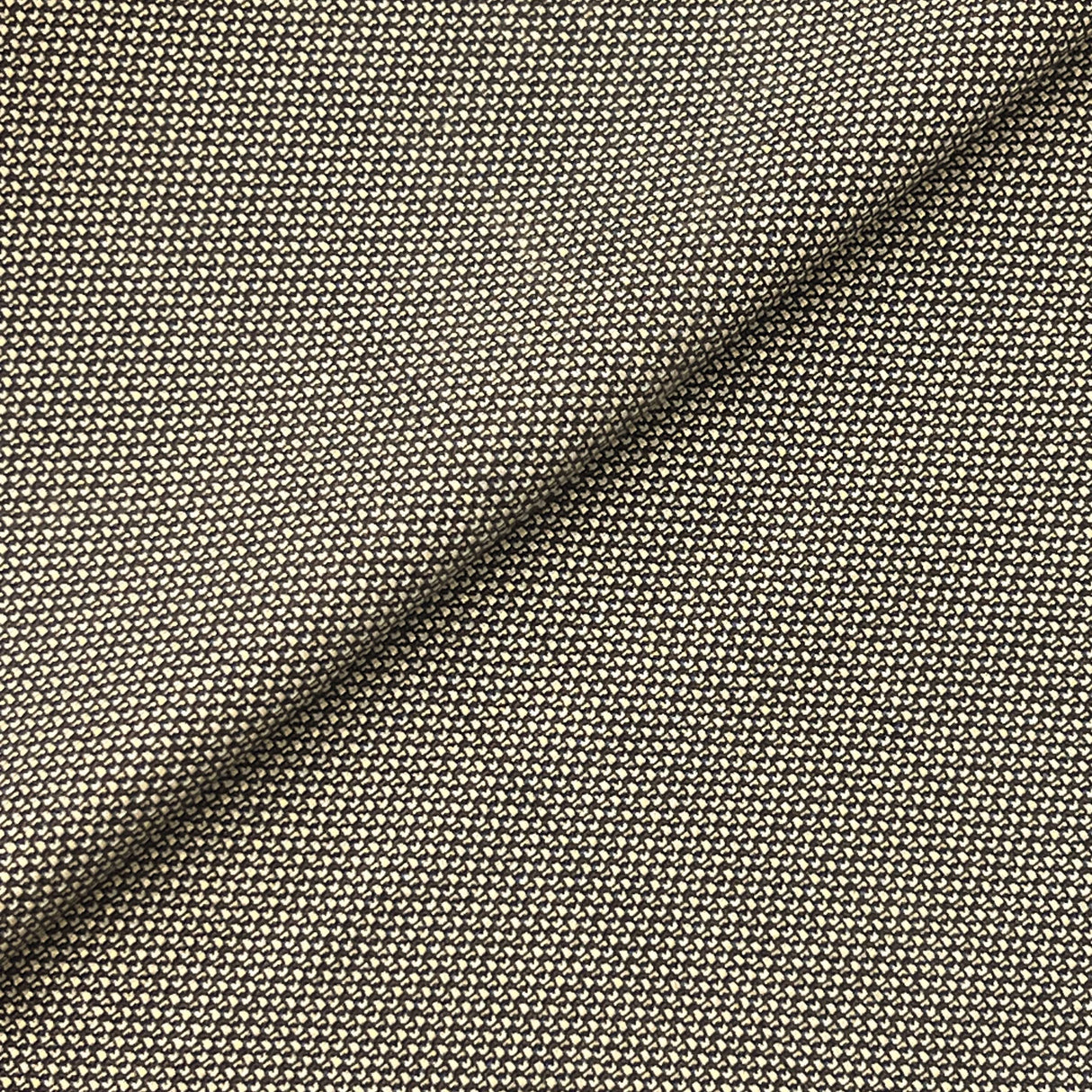 Style #7861 Wool Suiting Fabric - Houndstooth Pattern, 58/60" Wide