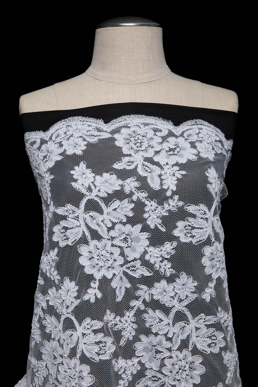 1 Yard Re-Embroidery Lace Fabric Cord Glorious Design Luxurious Texture 52/54" Wide