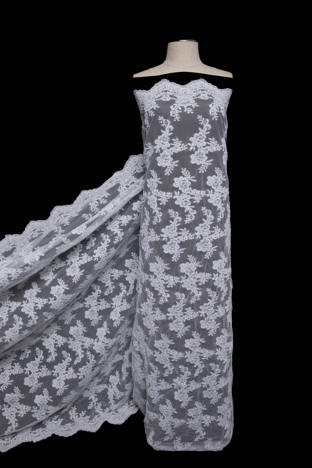 1 Yard Re-Embroidery Lace Fabric Cord Beautiful Floral Design Luxurious 52/54" Wide