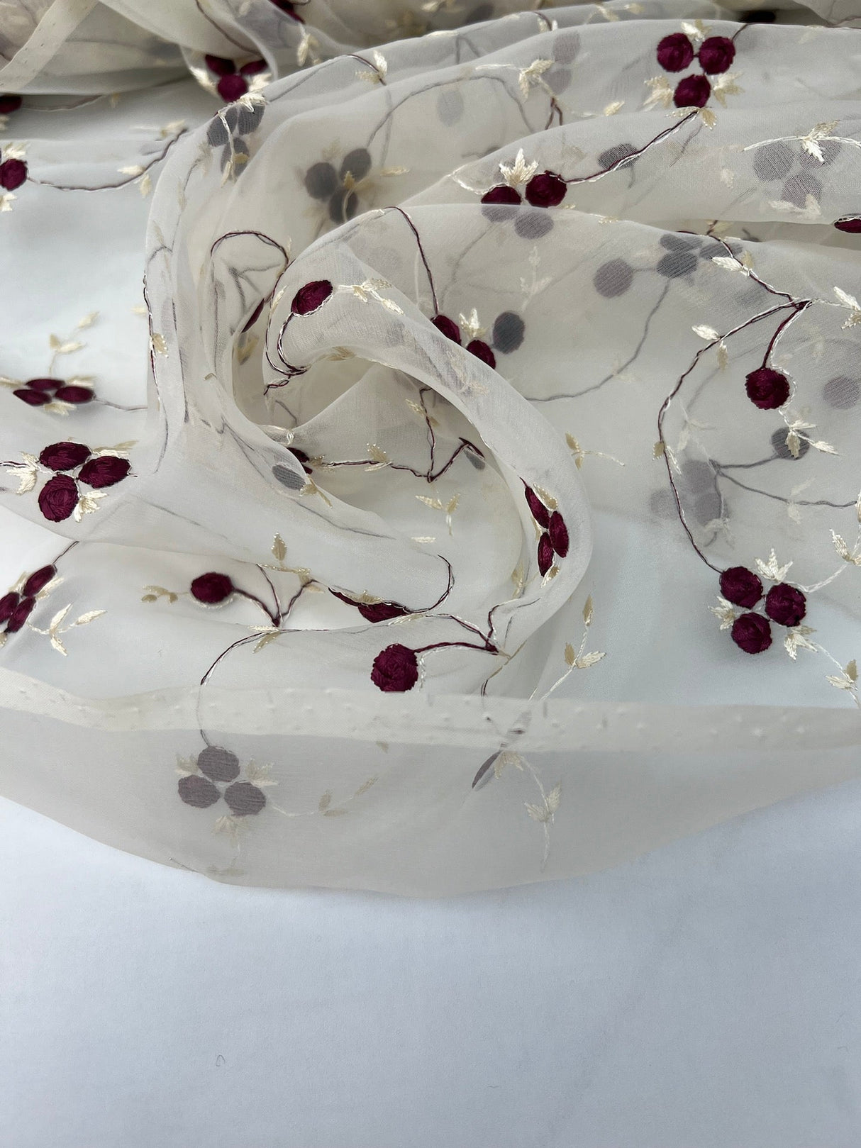 Embroidered Organza Polyamide Viscose Red Beige Black