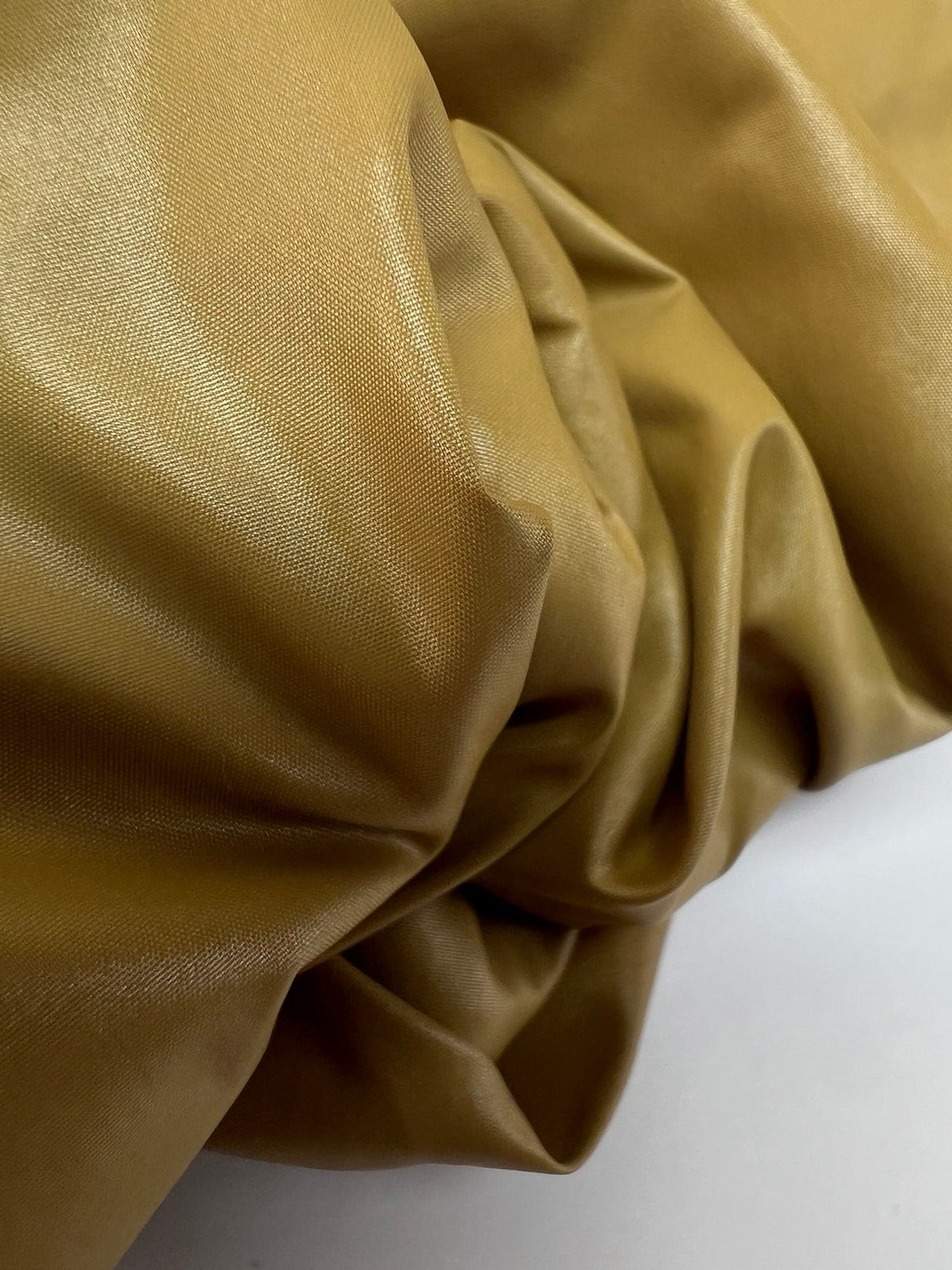 Polyamide Woven Water-Repellent Jacket Fabric Brown-Green