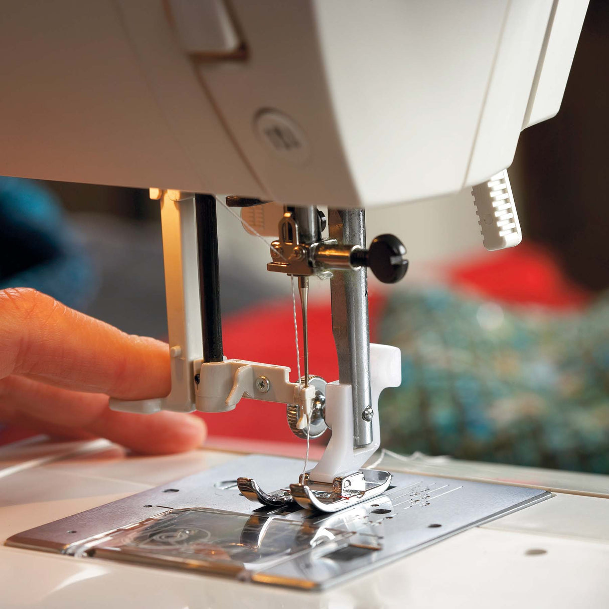 Husqvarna Viking Emerald 118 Sewing Machine - Sewing Machine (1 Unit)