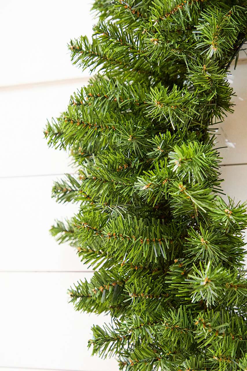 30" Battery Operated LED Balsam Pine Wreath